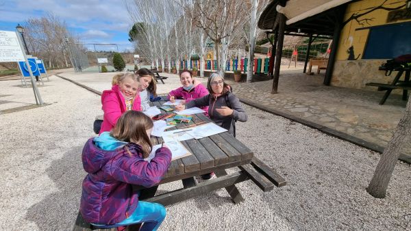 Pintando diferentes aves