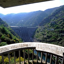 Presa del embalse de Grandas de Salime