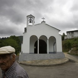 Capilla de El Avellano en Pola de Allande.