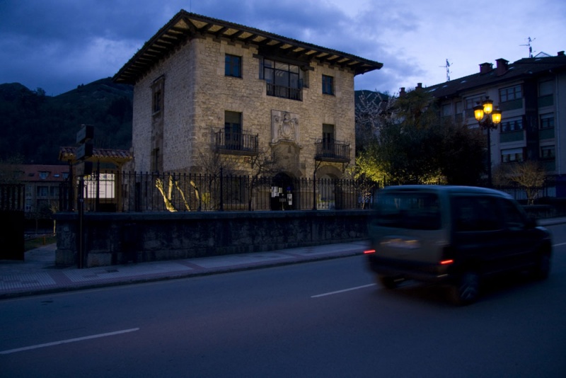 La Casa Dago, hoy oficinas del parque nacional de los Picos de Europa.