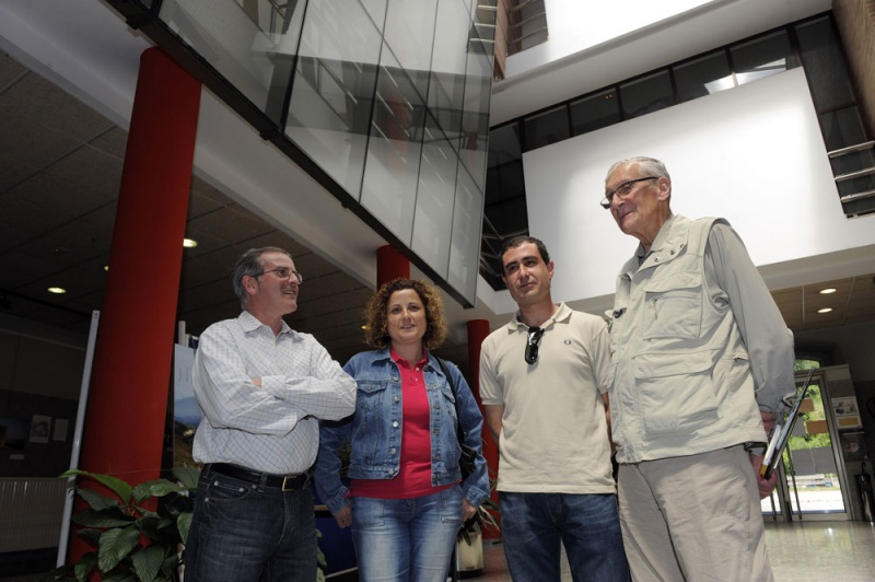 José Antonio Llano, Isabel Peláez, Gustavo Sánchez Bermejo y Luis Antonio Azcoitia, en la Casa de Cultura.