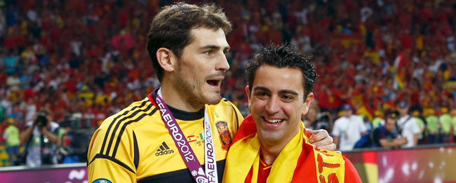 Iker Casillas y Xavi Hernndez